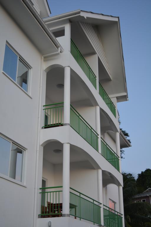 Manfiyo Guest House Anse Boileau ภายนอก รูปภาพ