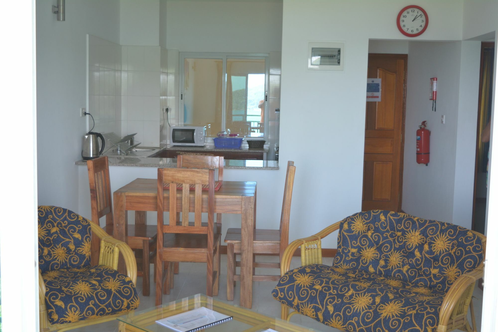 Manfiyo Guest House Anse Boileau ภายนอก รูปภาพ