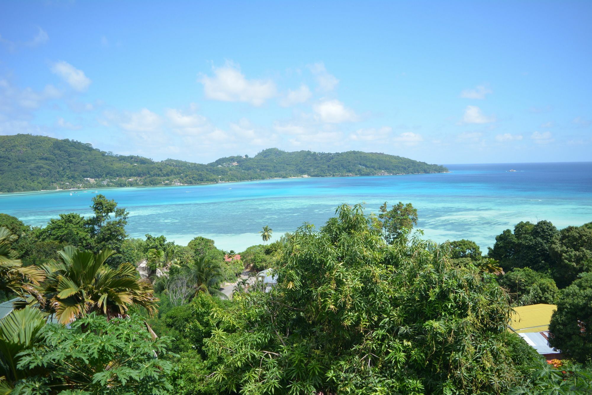 Manfiyo Guest House Anse Boileau ภายนอก รูปภาพ