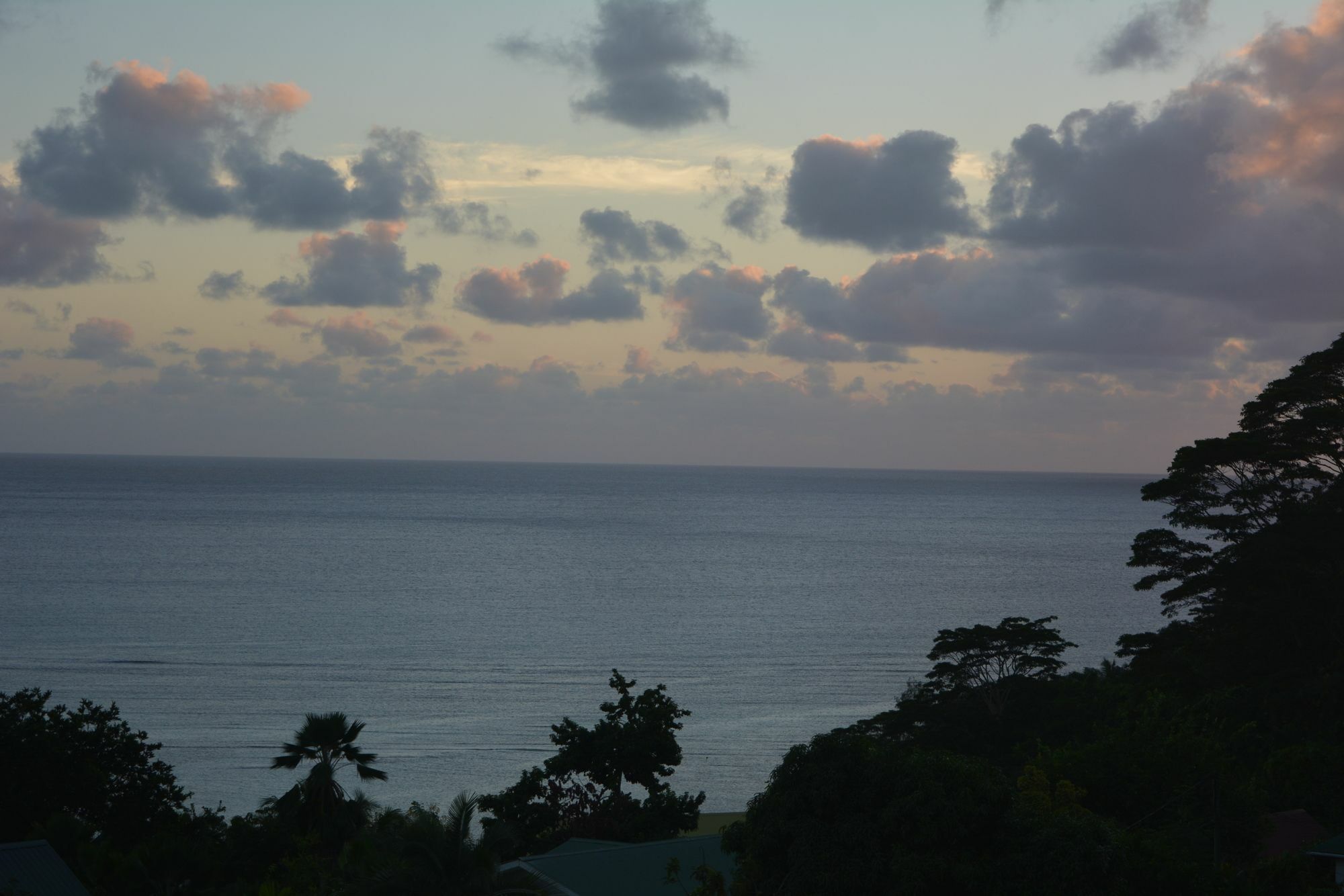 Manfiyo Guest House Anse Boileau ภายนอก รูปภาพ