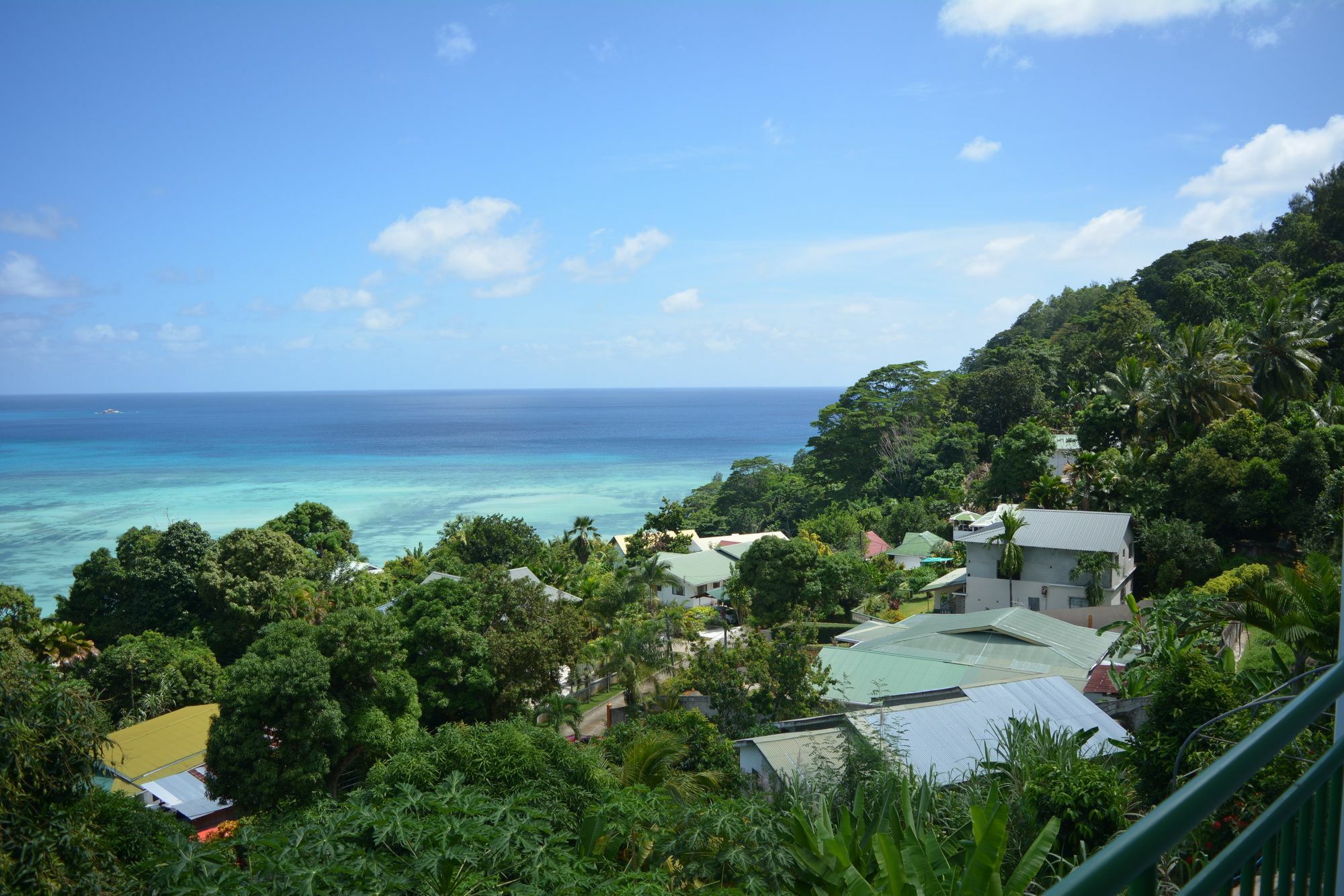 Manfiyo Guest House Anse Boileau ภายนอก รูปภาพ